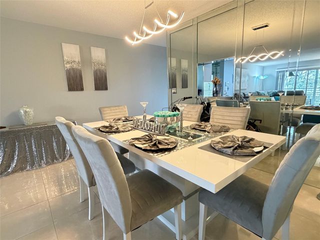 2304 Lucaya Lane L4, Coconut Creek, FL 33066