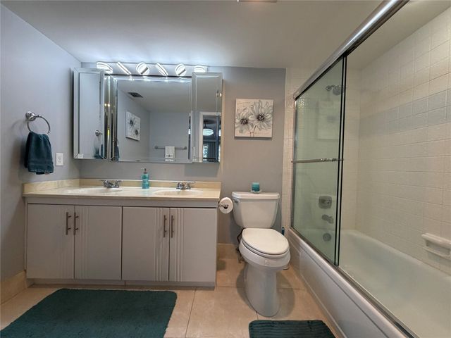 2304 Lucaya Lane L4, Coconut Creek, FL 33066