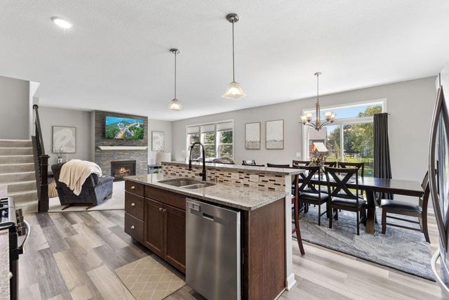 4596 Landings Way, Minnetrista, MN 55375