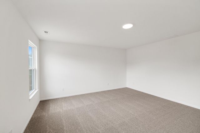 3756 Wild Grove Way, Valparaiso, IN 46385