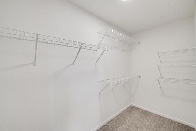 3756 Wild Grove Way, Valparaiso, IN 46385