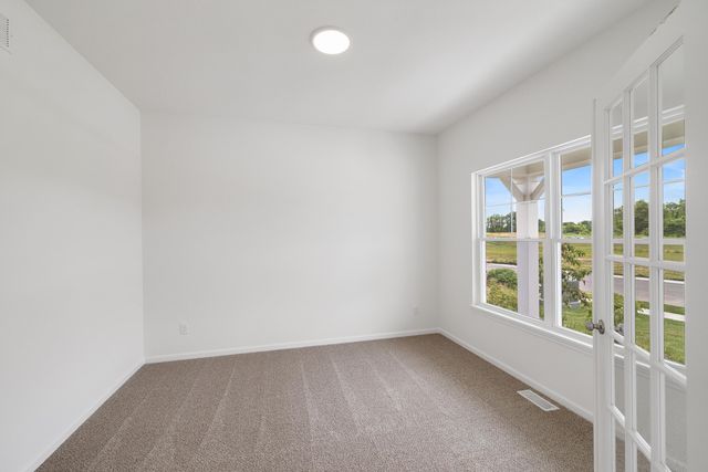 3756 Wild Grove Way, Valparaiso, IN 46385