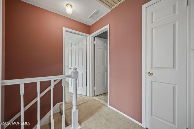 19 Plymouth Lane, Manalapan, NJ 07726