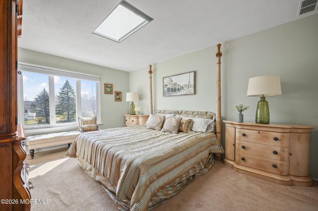 19 Plymouth Lane, Manalapan, NJ 07726