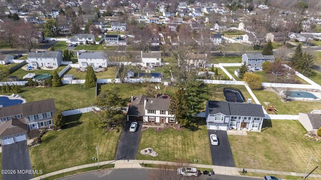 19 Plymouth Lane, Manalapan, NJ 07726