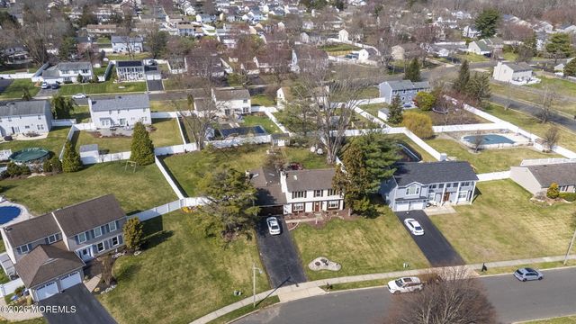 19 Plymouth Lane, Manalapan, NJ 07726