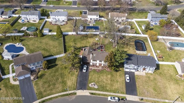 19 Plymouth Lane, Manalapan, NJ 07726