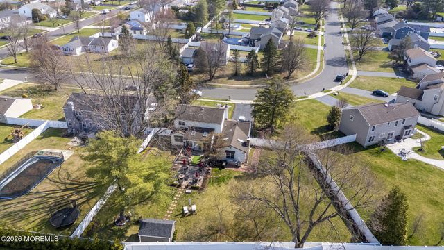 19 Plymouth Lane, Manalapan, NJ 07726