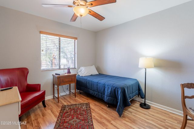 933 E Mesquite Drive, Tucson, AZ 85719