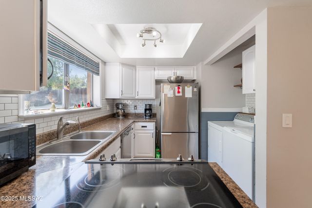 933 E Mesquite Drive, Tucson, AZ 85719