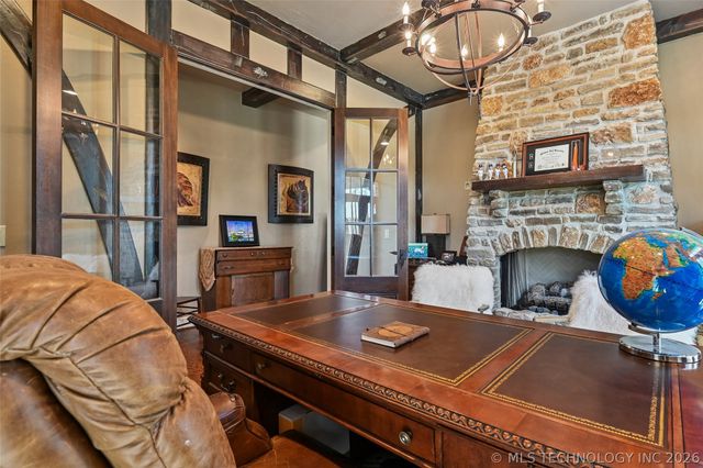3752 S Xanthus Avenue, Tulsa, OK 74105