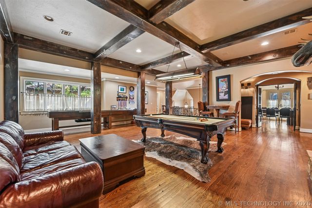 3752 S Xanthus Avenue, Tulsa, OK 74105