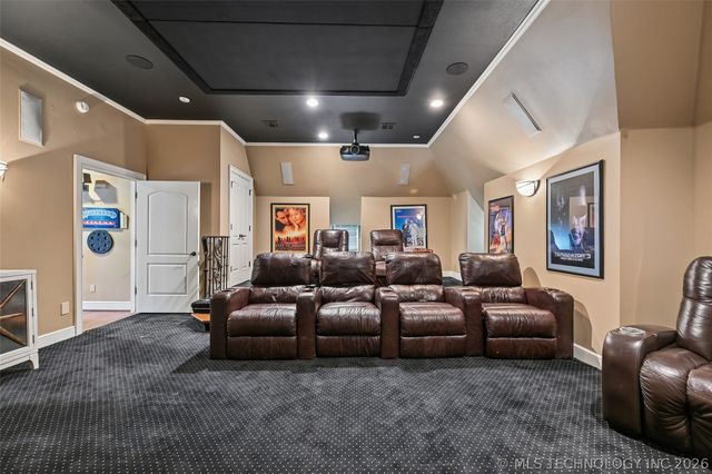 3752 S Xanthus Avenue, Tulsa, OK 74105