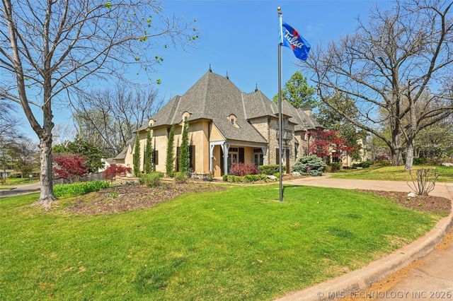 3752 S Xanthus Avenue, Tulsa, OK 74105