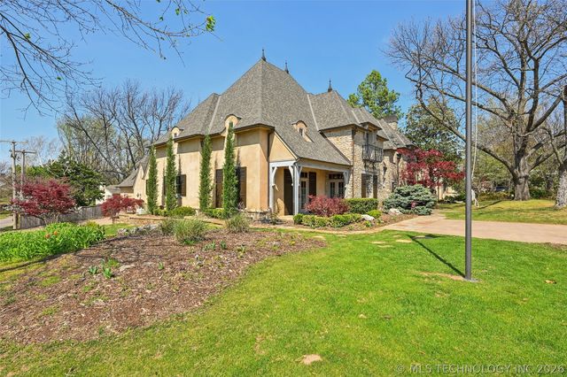 3752 S Xanthus Avenue, Tulsa, OK 74105