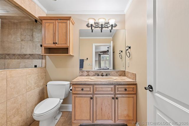 3752 S Xanthus Avenue, Tulsa, OK 74105
