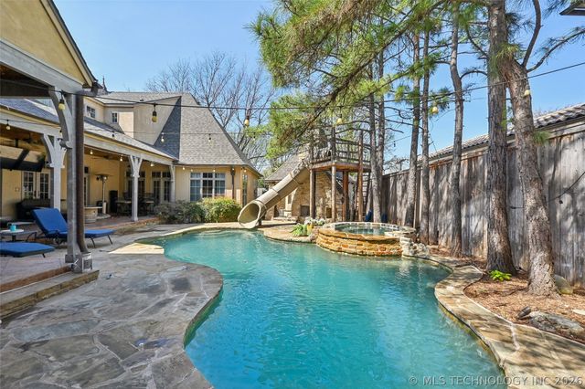 3752 S Xanthus Avenue, Tulsa, OK 74105