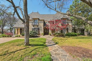 3752 S Xanthus Avenue, Tulsa, OK 74105