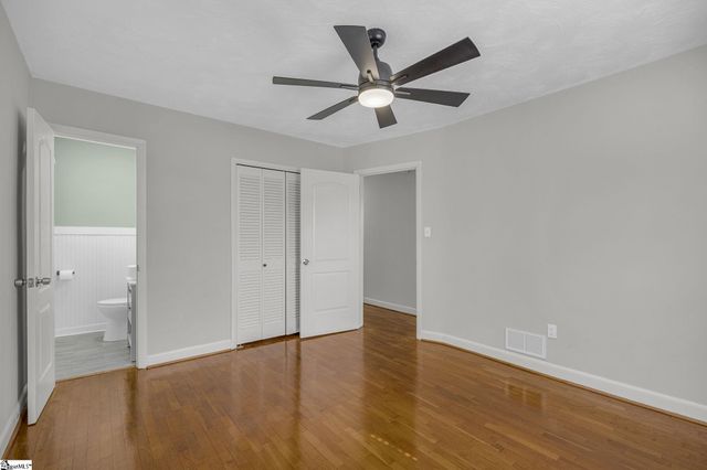 266 West Avenue, Spartanburg, SC 29301