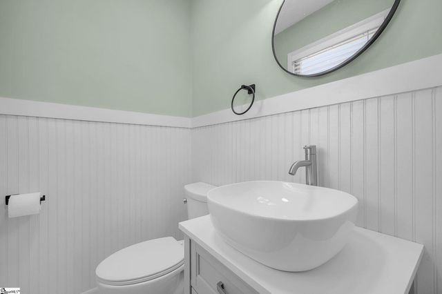266 West Avenue, Spartanburg, SC 29301
