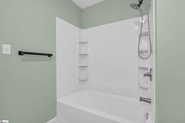 266 West Avenue, Spartanburg, SC 29301