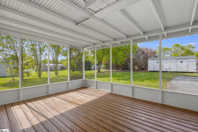 266 West Avenue, Spartanburg, SC 29301