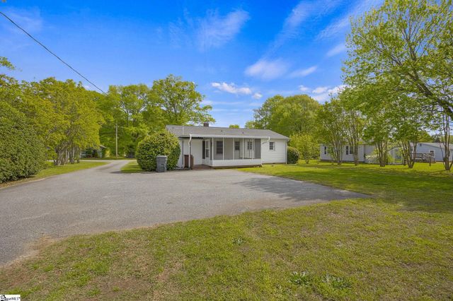 266 West Avenue, Spartanburg, SC 29301