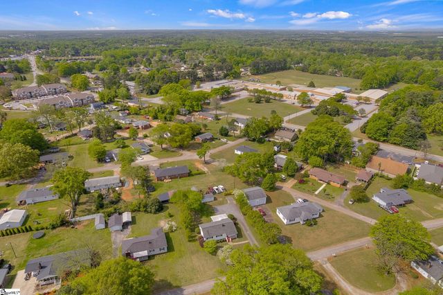 266 West Avenue, Spartanburg, SC 29301