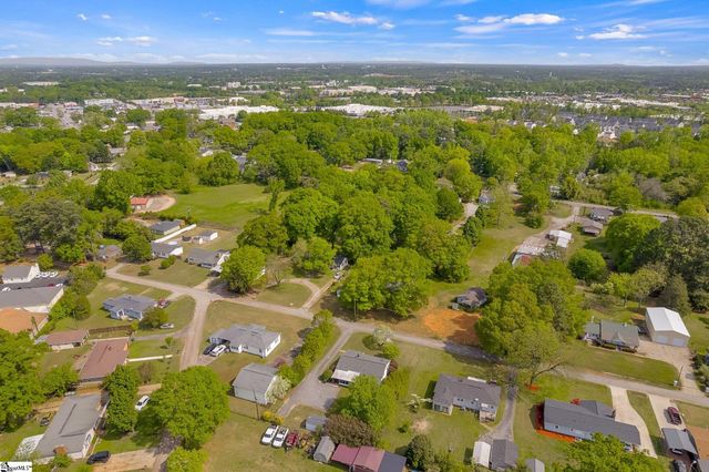 266 West Avenue, Spartanburg, SC 29301