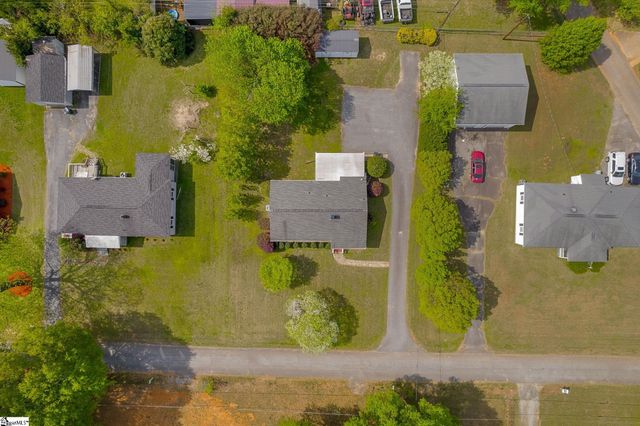 266 West Avenue, Spartanburg, SC 29301