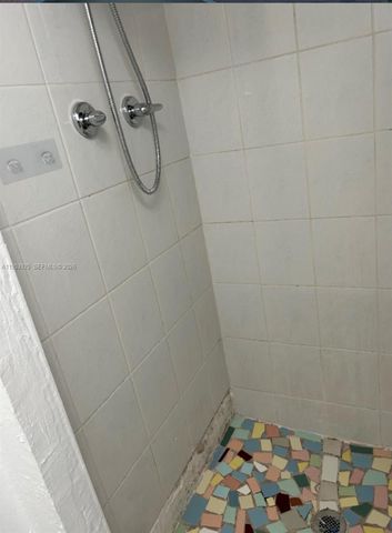 2430 SW 25th Ter C, Miami, FL 33133