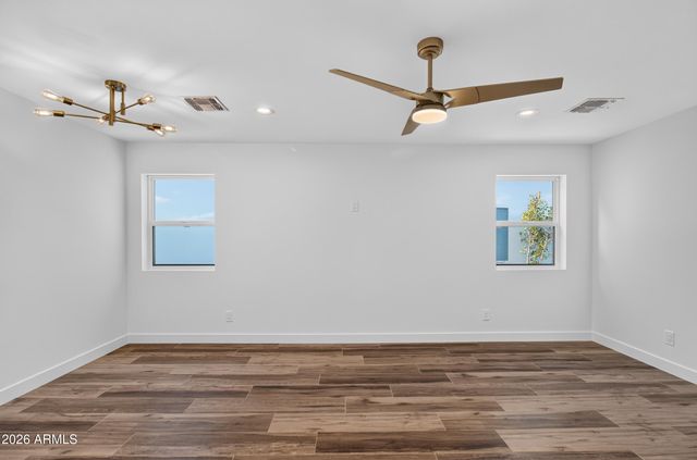 5302 E YALE Street, Phoenix, AZ 85008