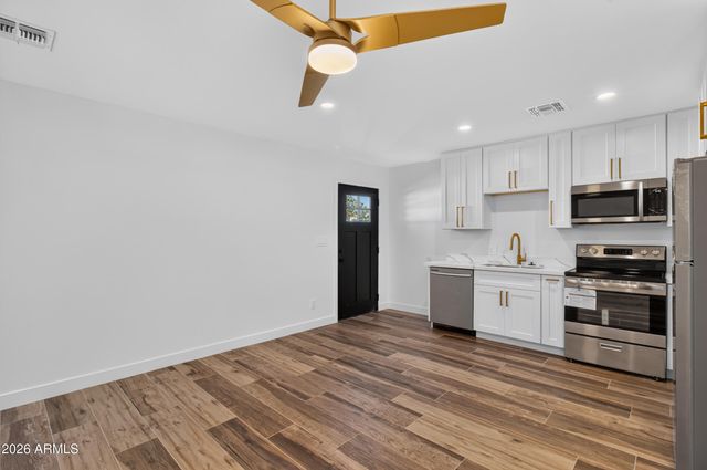 5302 E YALE Street, Phoenix, AZ 85008