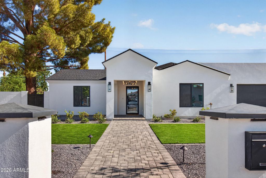 5302 E YALE Street, Phoenix, AZ 85008