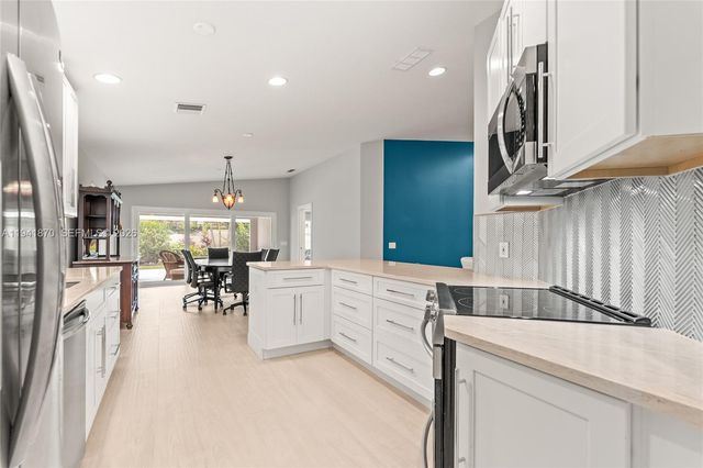 2444 SW Parkside Dr, Palm City, FL 34990