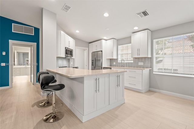 2444 SW Parkside Dr, Palm City, FL 34990