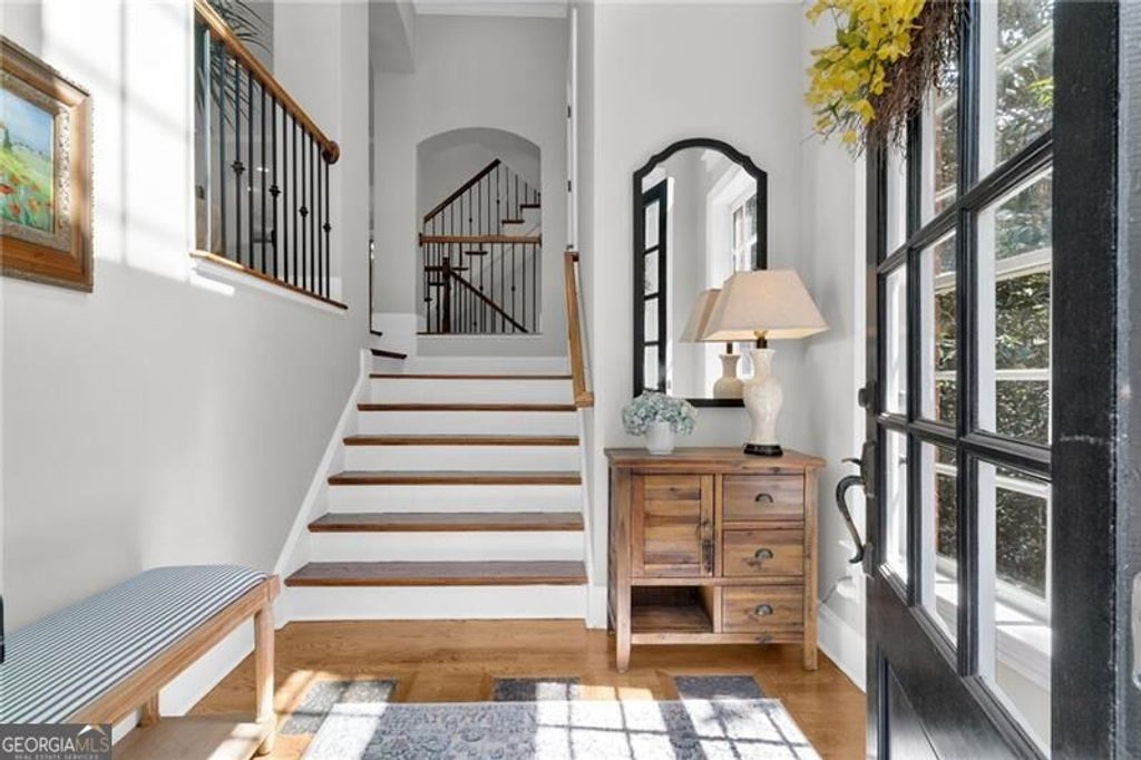 5935 Reddington Way, Sandy Springs, GA 30328 — photo 3