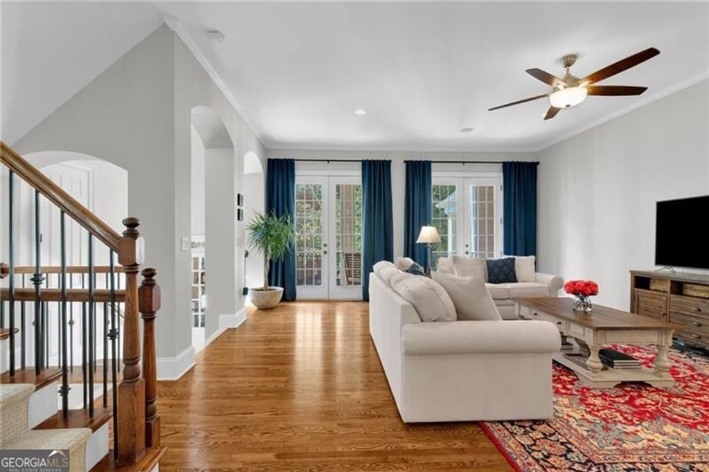 5935 Reddington Way, Sandy Springs, GA 30328 — photo 4
