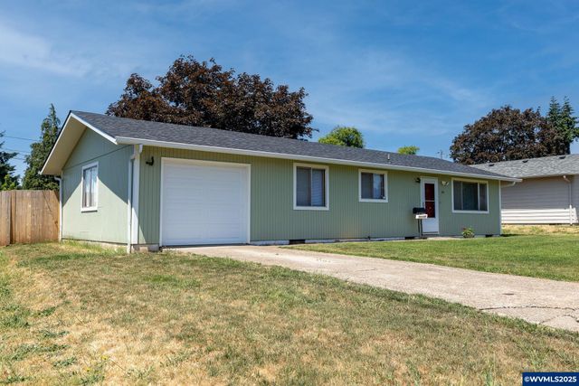 219 NW Sunny Dr, Dallas, OR 97338