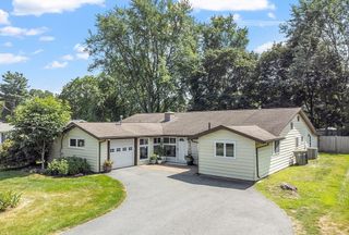 52 Lohnes Rd, Framingham, MA 01701