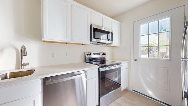 281 Greenwich Avenue, Stamford, CT 06902