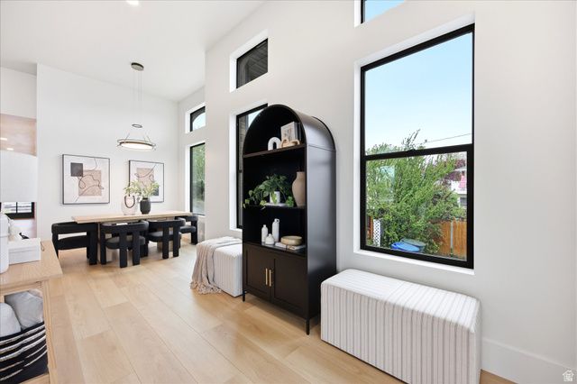 716 E 8TH AVE, Salt Lake City, UT 84103