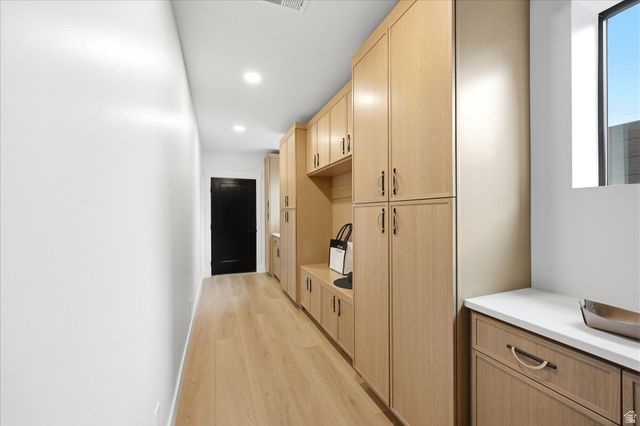 716 E 8TH AVE, Salt Lake City, UT 84103