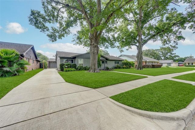 9223 Kapri Lane, Houston, TX 77025