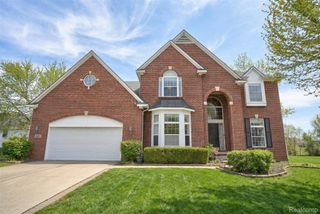 4337 Meadowbrook Court, Grand Blanc Charter Township, MI 48439