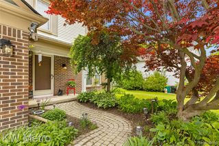 35088 Bunker Hill Drive, Farmington Hills, MI 48331
