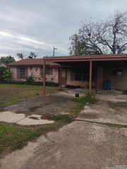 10902 lazy oaks, San Antonio, TX 78217