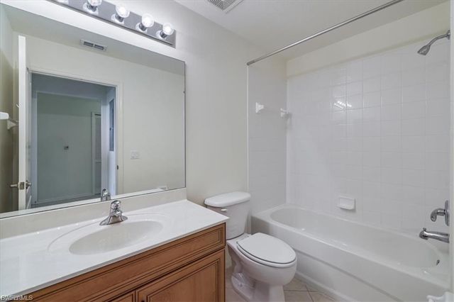 8261 Pathfinder LOOP 738, Fort Myers, FL 33919