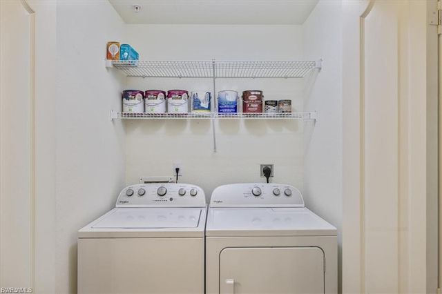 8261 Pathfinder LOOP 738, Fort Myers, FL 33919