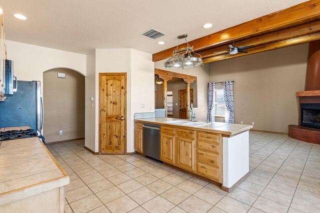 30 Dardenne Court, Edgewood, NM 87015